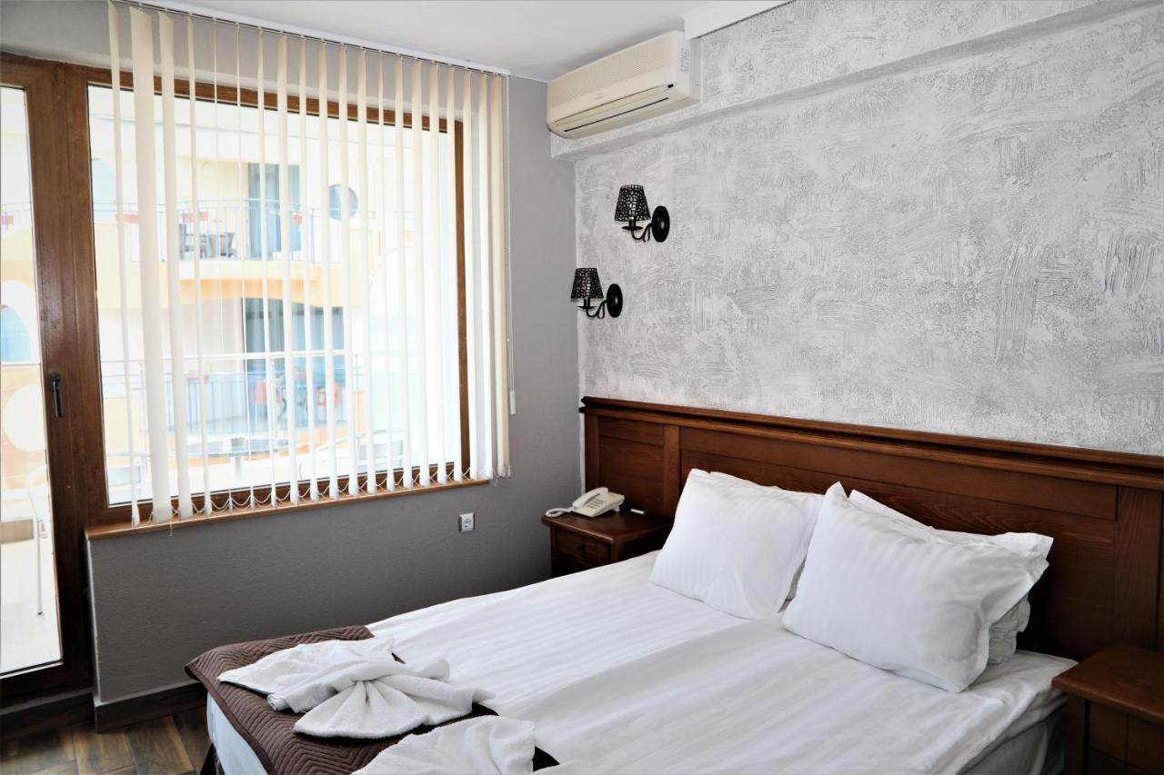 Petrov Family Hotel 内塞伯尔 外观 照片